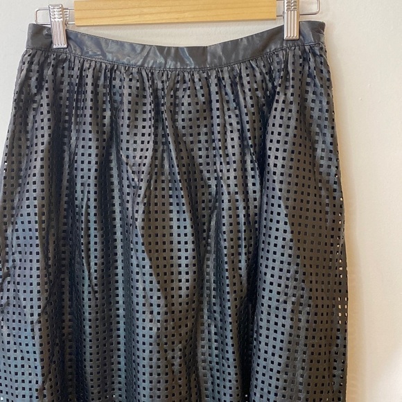 Piperlime Vegan Black Leather Laser Cut Midi Skirt - Picture 12 of 12